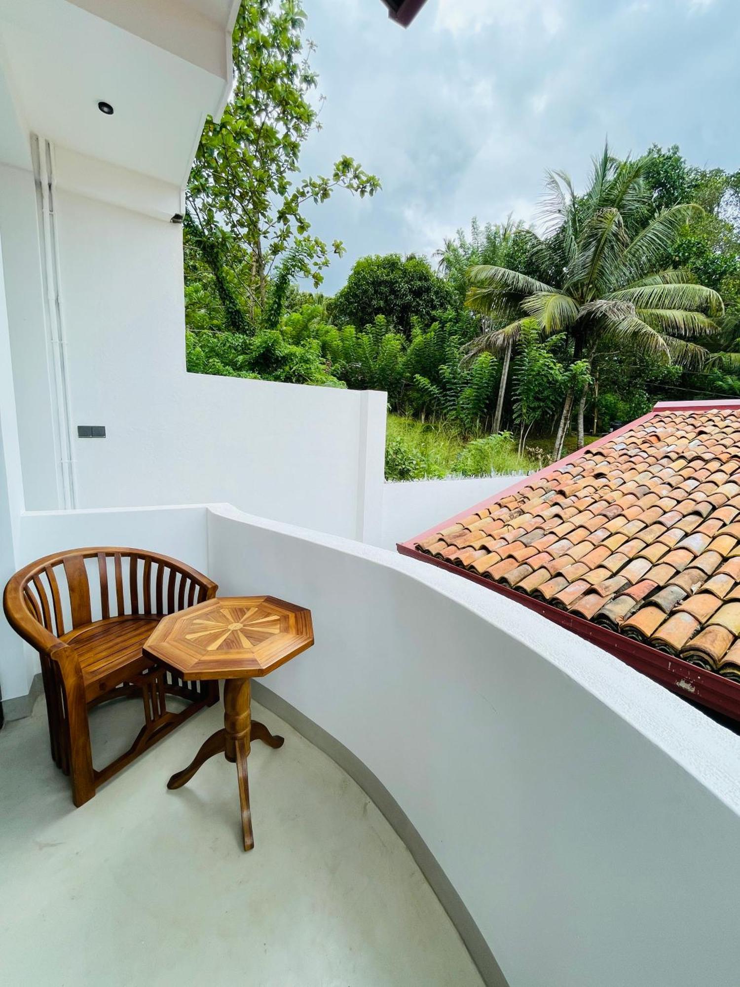 Thara Inn Villa Dikwella Ngoại thất bức ảnh