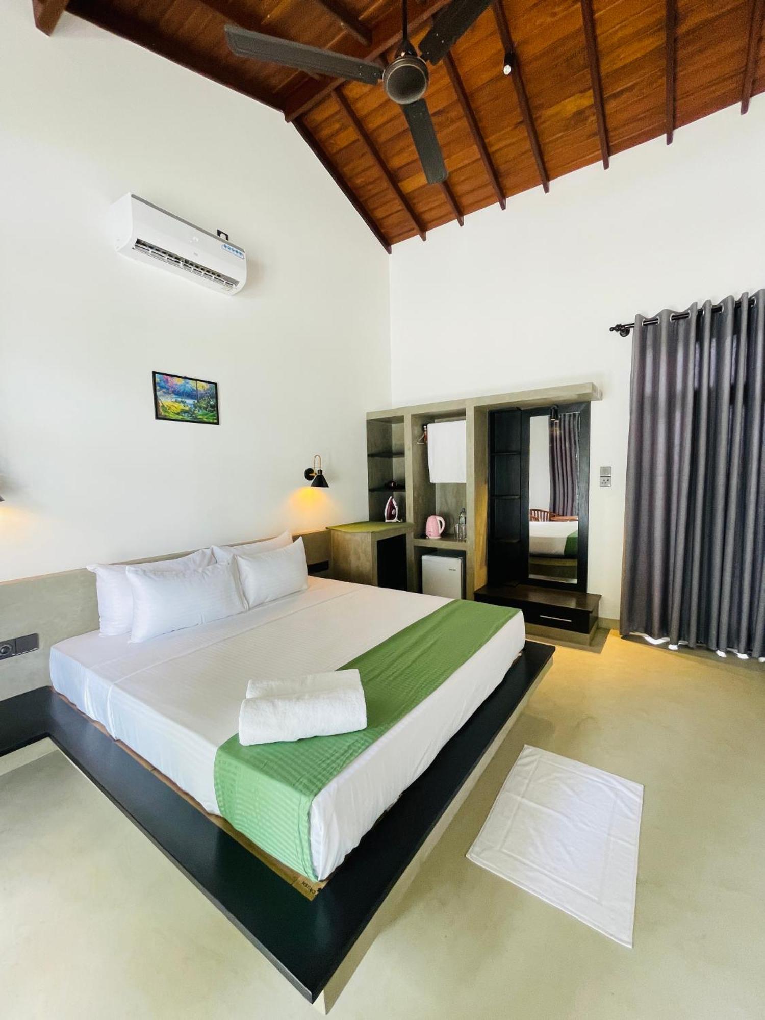 Thara Inn Villa Dikwella Ngoại thất bức ảnh
