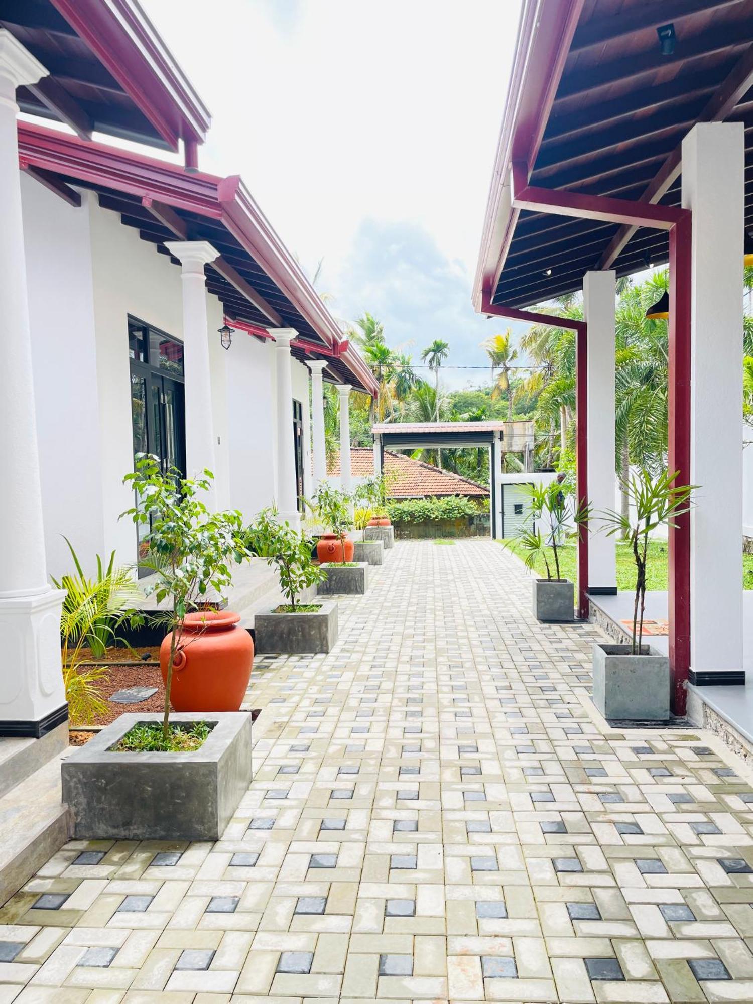 Thara Inn Villa Dikwella Ngoại thất bức ảnh