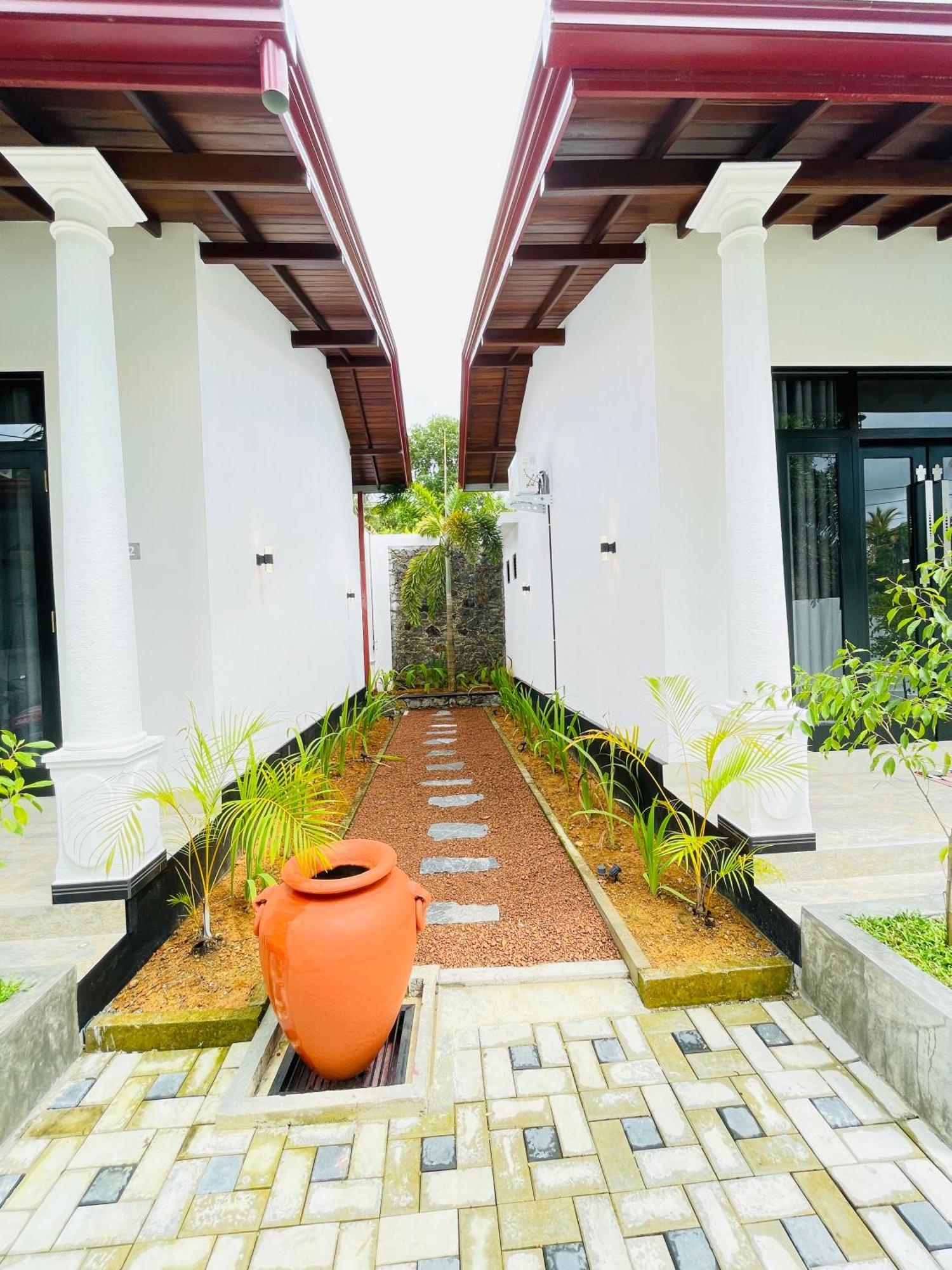 Thara Inn Villa Dikwella Ngoại thất bức ảnh